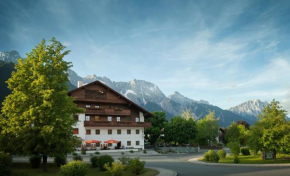 Отель Der Stern - Nachhaltiges Wirtshaus und Landhotel seit 1509  Обштайг